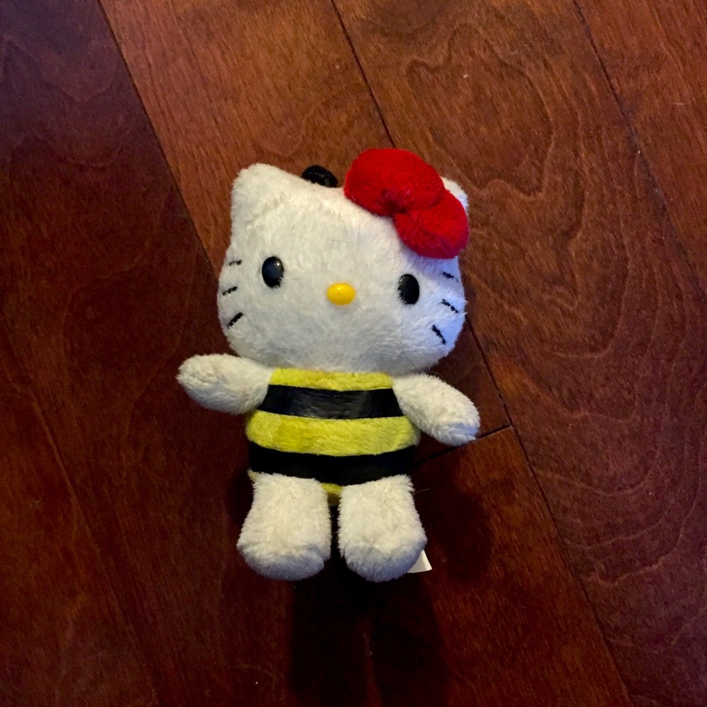 Hello Kitty plush - Picture 2 of 3
